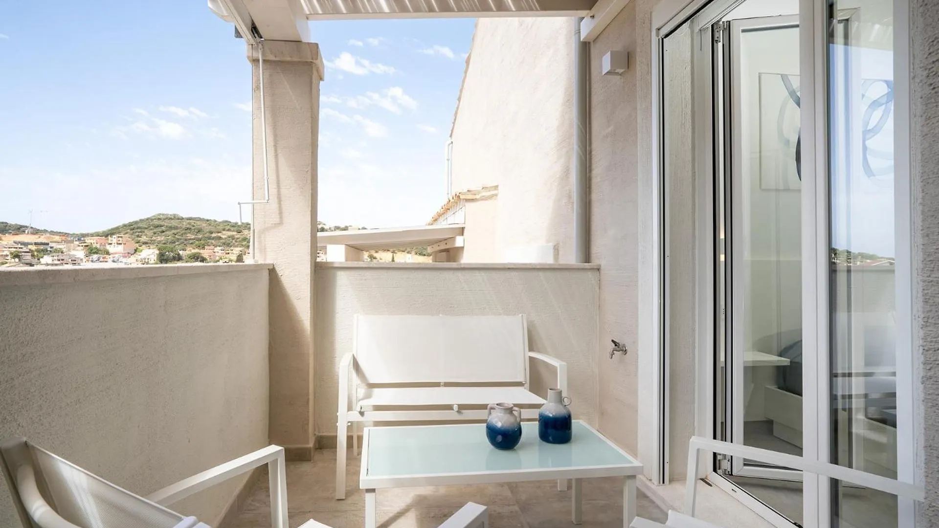 Su Mari Rooms Villasimius 0*,  Italia