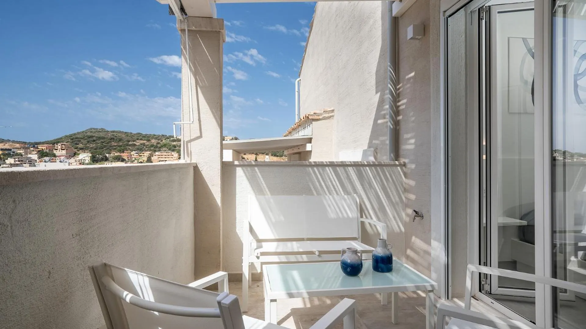 Su Mari Rooms Villasimius 0*,  Italia