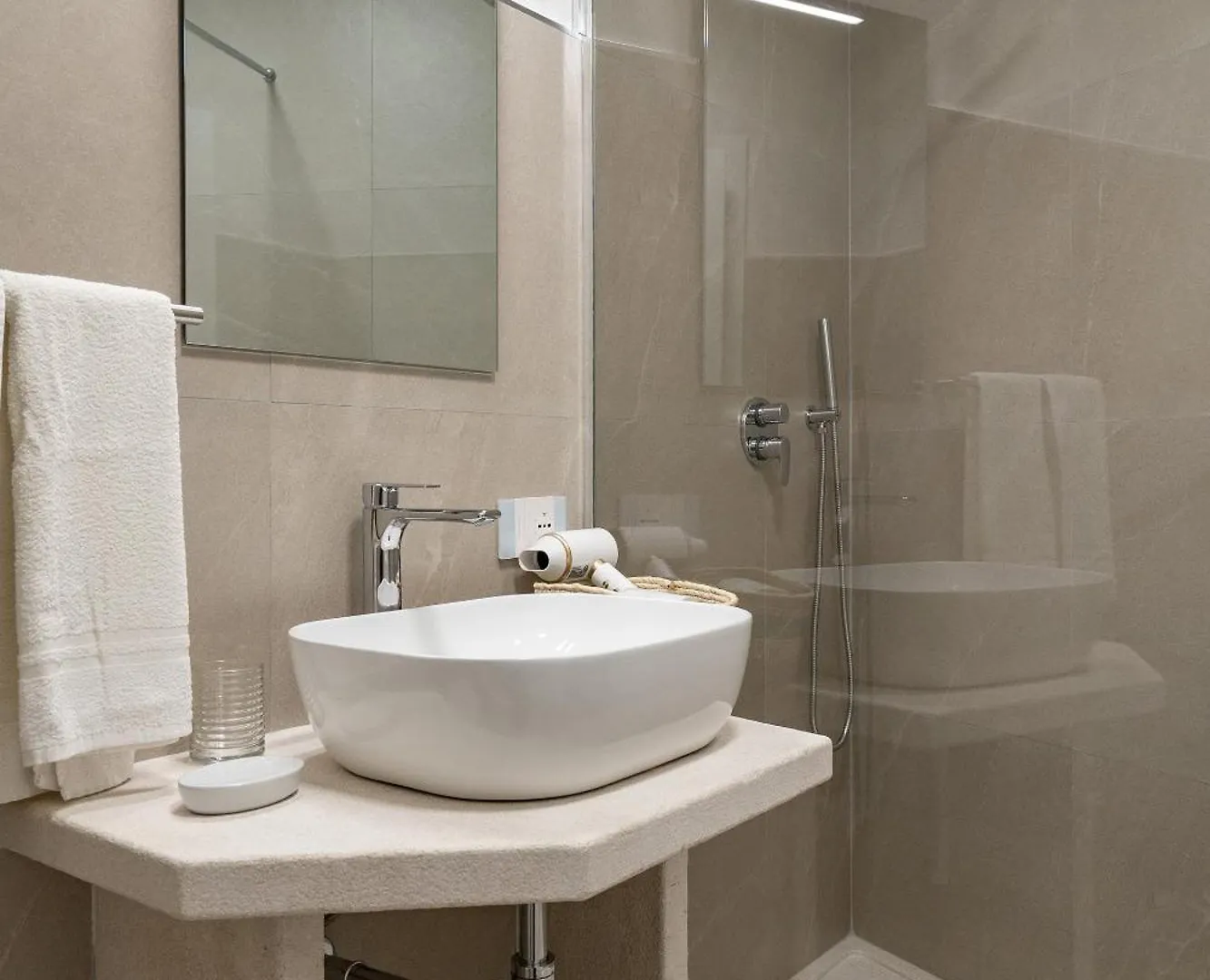 Su Mari Rooms Villasimius Affittacamere